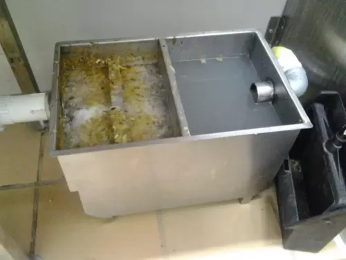 5 aspectos fundamentales de una trampa de grasas.